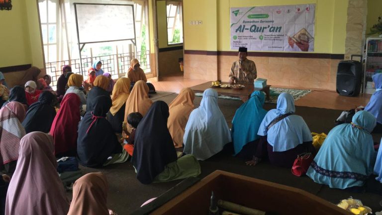 TARHIB RAMADHAN CINTA KELUARGA
