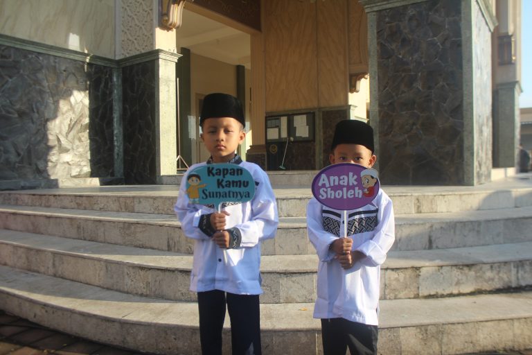 DSM Sukses Gelar Khitan Gratis untuk Yatim Dhuafa