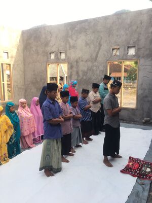 Kunci Hidup Bahagia dari Manfaat Sedekah